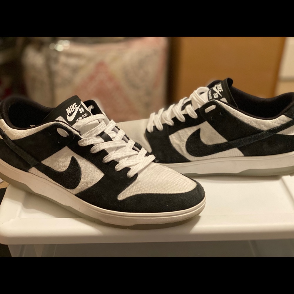 Men’s Dunk Elite Nike Sneakers